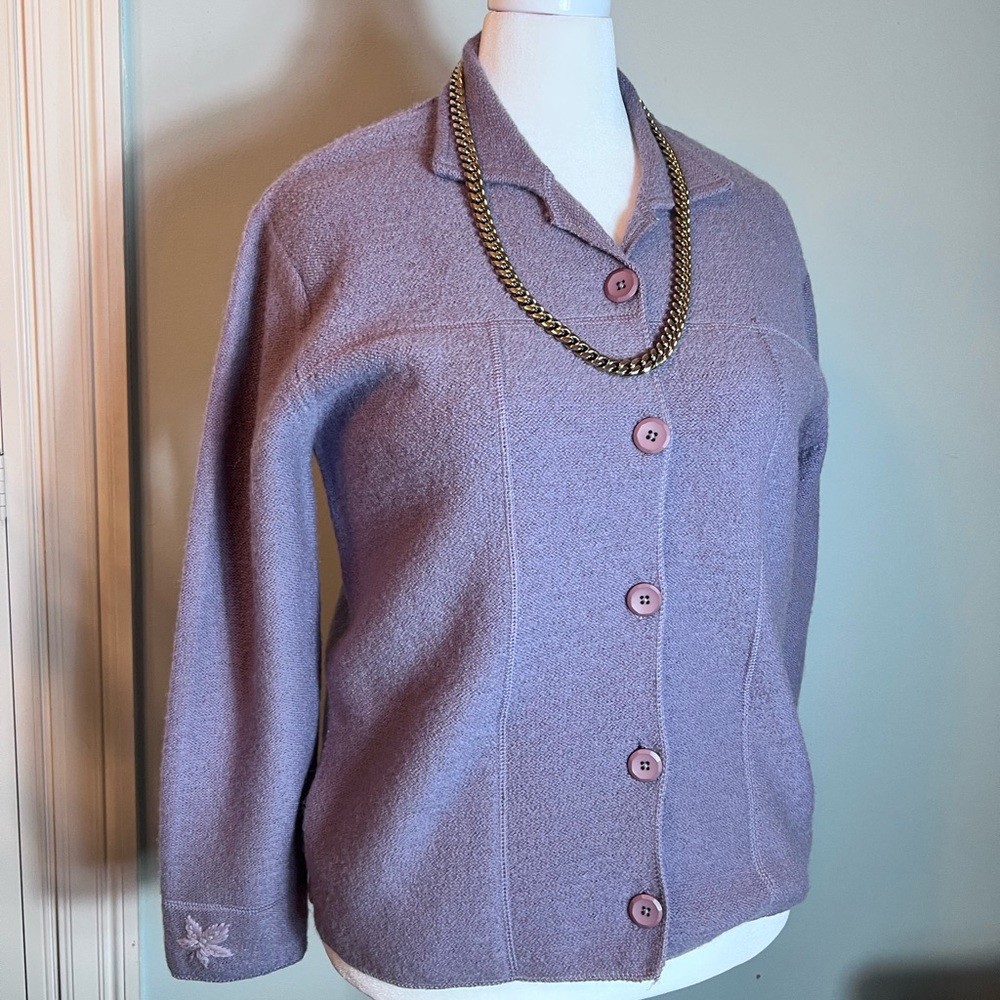 Lavender Shacket Size L Pockets Wool Button-Up Cardigan NWOT Quiet Luxury
Cabela